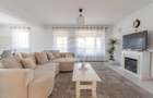 Casa de vanzare in Chinteni, 5 camere, mobilata, utilata, teren 756 mp - 2