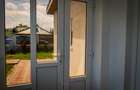 Casă renovată, spațiu pentru familie și grădină - Moinesti - 8