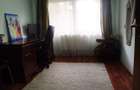 De inchiriat 3 camere - 6