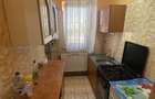 Apartament 3 camere decomandat,etaj 4/4 Bld. Racoteanu, 45 000, Filiasi. - 9
