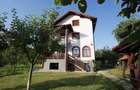 Casă / Vilă cu 8 camere de vânzare - 30