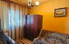 Vand apartament de 3 camere,decomandate ,confort 1 situat pe str.Uzinei - 7