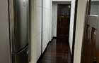 Proprietar, inchiriez apartament cu 3 camere, decomandat - 8
