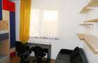 Apartament cu 3 camere mobilate,cartier Tractoru - 3