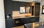 Apartament de vanzare-4 camere-115 mp utili-curte 200 mp-C. Cisnadiei! - 1