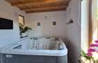 Proprietate cu 2 locuinte independente, spa privat, teren generos -Tunari Centru - 16