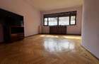 Apartament 3 camere, parter Piata Lahovari - 10
