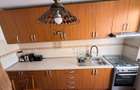 2 camere| curte comuna cu 3 apartamente| centrala proprie| zona aradului| - 6