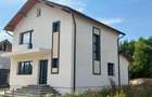 Casa cu 4 camere 5 ari teren - 1
