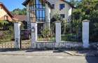 Vilă spațioasă de  7 cam, 250 mp, curte 400 mp, Pitești, Gavana Padure 3000 Euro - 1
