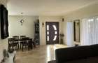 Casa si garaj cu 4 camere - 5