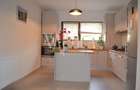 Casa 4 camere de vanzare in Floresti