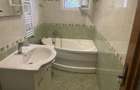 Apartament 3 camere , zona supermarket Lidl (fosta Autogara)et 1 din 3 , 81 mp , - 15