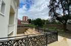 Vila - Bloc modern de 11 camere zona Centrul Civic , Onix - 36