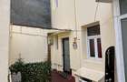 Apartament cu curte și spațiu extins în Sector 2, Iancului - 11