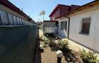 Casă decomandată 3 camere + grădină 450 m², zonă liniștită Galați - 1