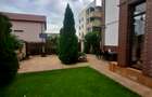 Casă solidă cu 4 camere și curte amenajată – Direct proprietar - 10