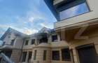 Proprietate multifuncțională, 401 mp + 985 mp teren, zona Fratelia - 2