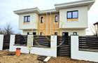 Duplex de vanzare cu 4 camere,2 bai,250 mp teren-Mosnita Veche zona Centrala. - 1