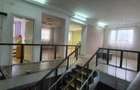 Spatiu comercial pe 2 nivele,spatii depozitare + parcari, in zona foarte buna! - 15