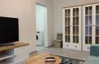 Apartament La Cheie,  Etaj 1, Zona Independentei - H. Botev. - 2