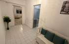 REA1027738 Studio Mall Vitan bloc 2001 53 mp - 2