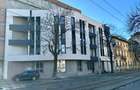 Spatiu comercial de închiriat // Clădire birouri // Bd. Ferdinand 1 - 2