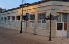 Cladire spatiu , restaurant , birouri - 1