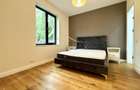Vila cu 5 camere // * 565 mp gradina* // Tunari - 16