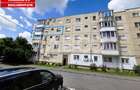 Apartament 3 camere semidecomandat 70 mp zona Bd Unirii etaju 3 - 1