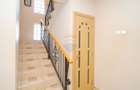 Casă / Vilă de Vânzare 200mp Teren 870mp Str. Soarelui - Valea Lupului - 12