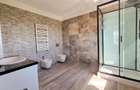 Muta-te direct in casa visurilor tale! Vila premium complet echipata in Someseni - 7