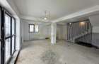 Comision 0 Duplex Balotesti Mansarda Open Space - 13