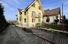 Vila 8 camere,5 bai,garaj,poarta automatizata,360mp utili-zona Tilisca - 32