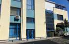Vanzare cladire 505 mp, comercial si birouri, 779 mp teren, 2 fronturi, zona RrM - 1