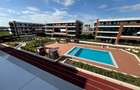 Apartament 2 Camere superb finisaje/mobila lux piscina exterioara - 1