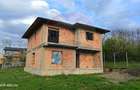Teren 1430 cu autorizație pentru 2 case | Casă ridicată la roșu - 2