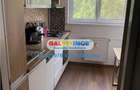 Apartament 3 camere, renovat, mobilat, Piata Minis, Titan - 1