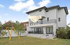  -Casa\Vila 9 Camere -  Teren de 700 mp - Ideala pentru Familii sau Businessuri - 1
