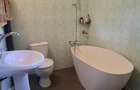 Proprietar vând casă în Valea Lupului – poziție excelentă, grădină superbă și po - 12
