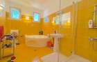 Casa Individuala - 10 Camere - Pretabil comercial - 990 MP teren - 288 MP utili - 13