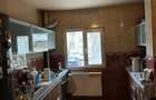 Apartament cu 3 camere , str. Bozieni - 6