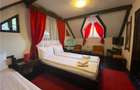 VAND PENSIUNE CU 7 CAMERE IN SIGHISOARA LA 800 MP DE CETATE - 12