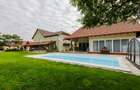 Casa individuala cu piscina - Comision 0% - 35