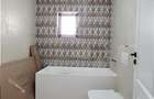 Casa Holboca 4 camere | 2 bai | Incalzire pard |Teren 465 mp | 0% Comision - 15