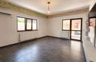 2 camere 73 mp | Terasă 75 mp | Boxă de 23 mp | zona Casa de cultura - 2