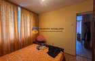 Apartament 3 camere de vânzare - Zona Centrală / 2 băi - 14
