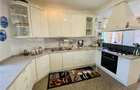 Vila individuala in Avrig - confort lux - 7 camere, 4 bai, 2 balcoane - 4