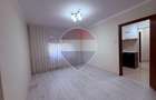 De vânzare apartament 3 camere  Zona Universității, Str Ronald Reagen - 2