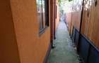 Piata Saraca-Casa 3 cam Caramida 100mp utili toate utilitatile teren 196 mp - 1